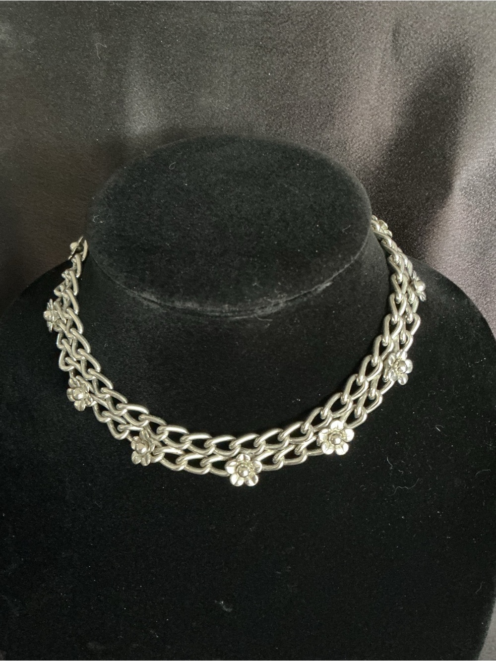 Vintage Silver Toned Floral Double-Chain Necklace - Women's Jewelry
